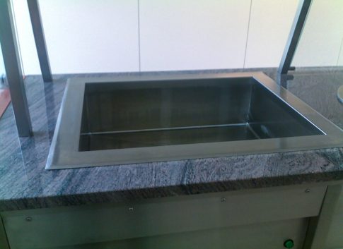 Speiseausgabe / Einbau - Bain-Marie