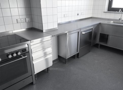 Edelstahl Arbeitsschränke, Edelstahl Arbeitsplatte Eckausschnitt